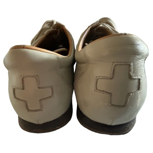 Bally Free Men’s Athletic Shoes Size Medium 10.5 E Beige Leather Chic Sneakers - Picture 4 of 10